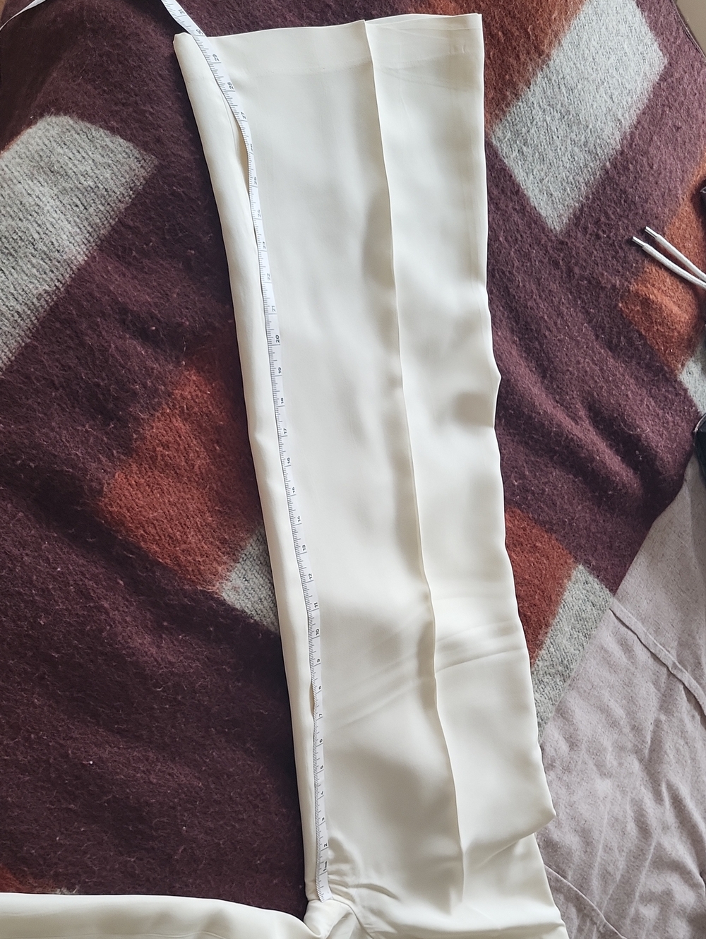 Saks Fifth Avenue Cream Wide-Leg Trousers 100% Silk - Picture 12 of 14
